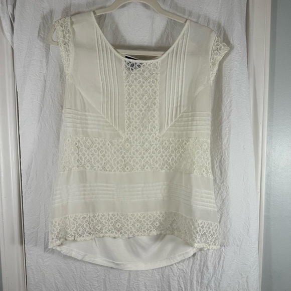 The Limited Beautiful Lace Detail White Cream Blouse Size Large - Picture 1 of 10